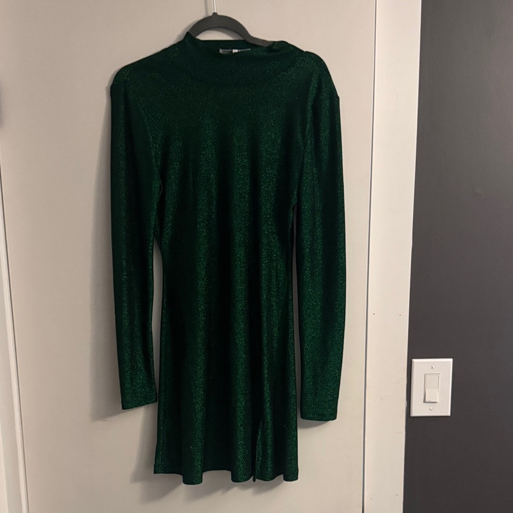 Sparkling Green mini Long Sleeve Reformation Dress size Large